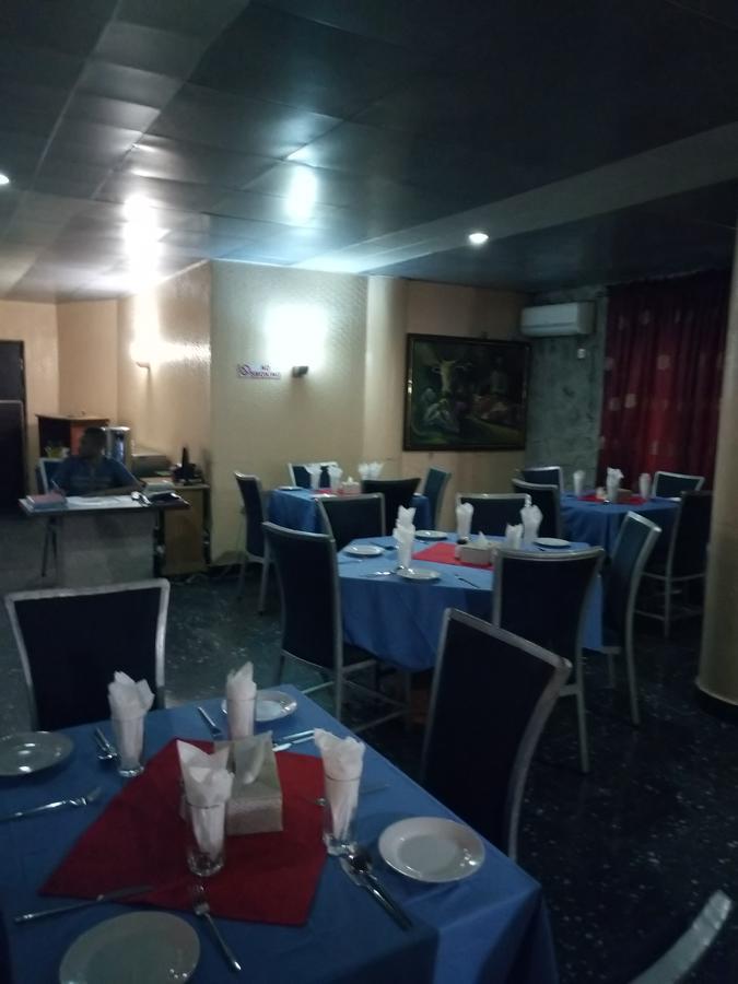 Crocodile Hotels And Restaurant Limited Кадуна Экстерьер фото